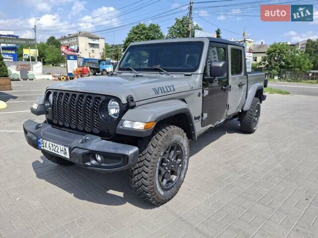 Сірий Джип Gladiator, об'ємом двигуна 3.6 л та пробігом 70 тис. км за 36500 $, фото 1 на Automoto.ua