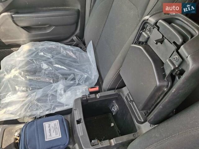 Сірий Джип Gladiator, об'ємом двигуна 3.6 л та пробігом 70 тис. км за 36500 $, фото 12 на Automoto.ua