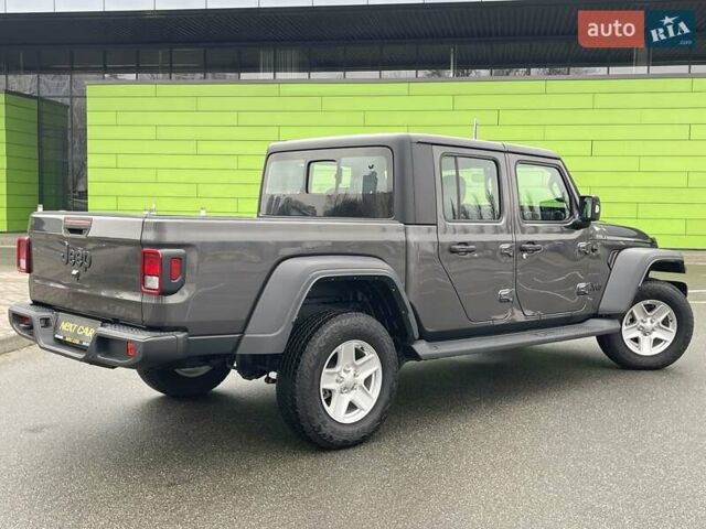 Сірий Джип Gladiator, об'ємом двигуна 3.6 л та пробігом 1 тис. км за 54300 $, фото 11 на Automoto.ua