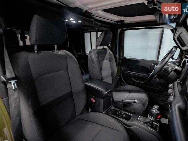 Зелений Джип Gladiator, об'ємом двигуна 2.99 л та пробігом 66 тис. км за 53000 $, фото 16 на Automoto.ua