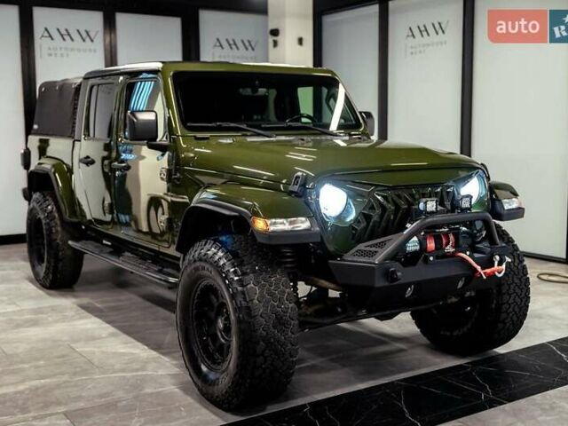 Зеленый Джип Gladiator, объемом двигателя 3 л и пробегом 66 тыс. км за 53000 $, фото 3 на Automoto.ua