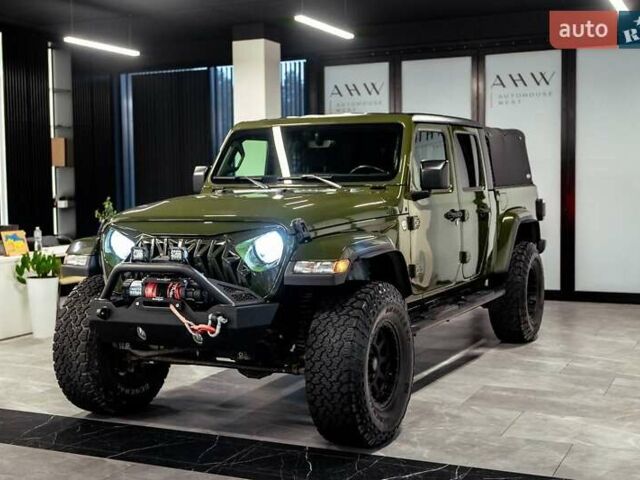 Зеленый Джип Gladiator, объемом двигателя 3 л и пробегом 66 тыс. км за 53000 $, фото 1 на Automoto.ua