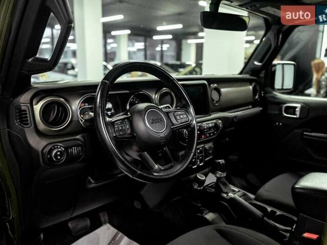 Зеленый Джип Gladiator, объемом двигателя 3 л и пробегом 66 тыс. км за 53000 $, фото 4 на Automoto.ua