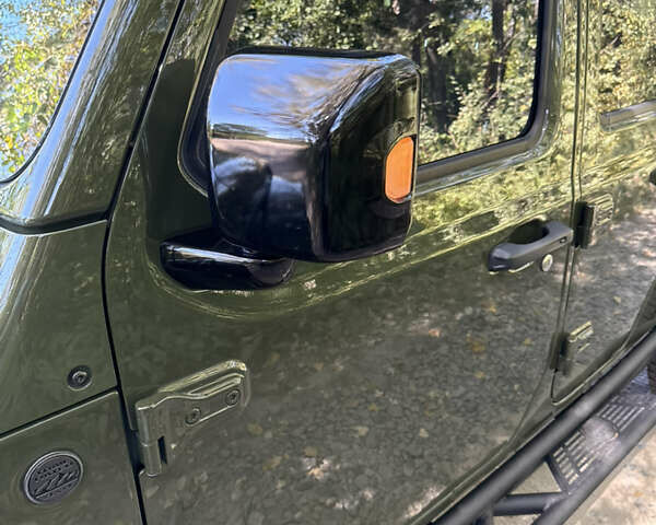 Зелений Джип Gladiator, об'ємом двигуна 3.6 л та пробігом 11 тис. км за 57500 $, фото 3 на Automoto.ua