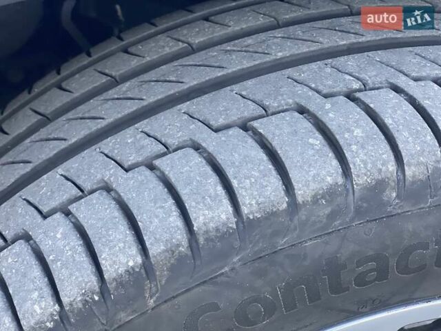 Білий Джип Wagoneer, об'ємом двигуна 5.65 л та пробігом 48 тис. км за 65555 $, фото 13 на Automoto.ua