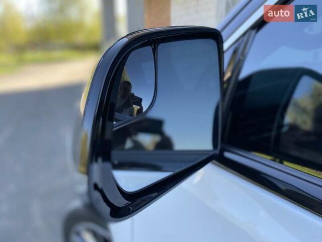 Білий Джип Wagoneer, об'ємом двигуна 5.65 л та пробігом 48 тис. км за 65555 $, фото 60 на Automoto.ua