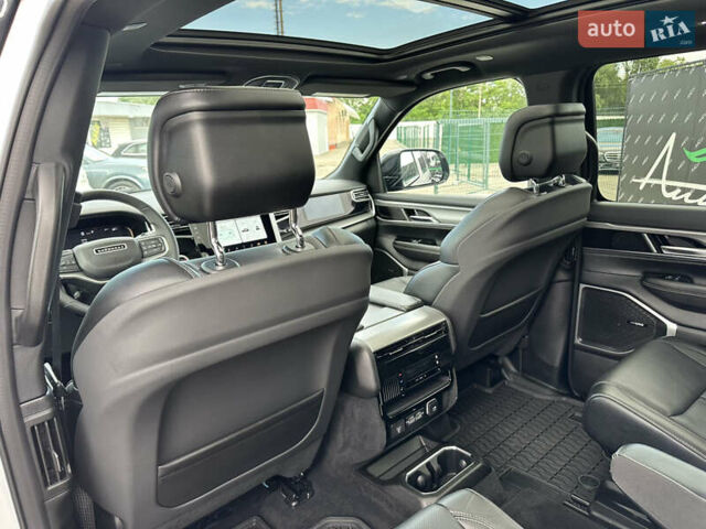 Белый Джип Wagoneer, объемом двигателя 2.99 л и пробегом 31 тыс. км за 63000 $, фото 21 на Automoto.ua