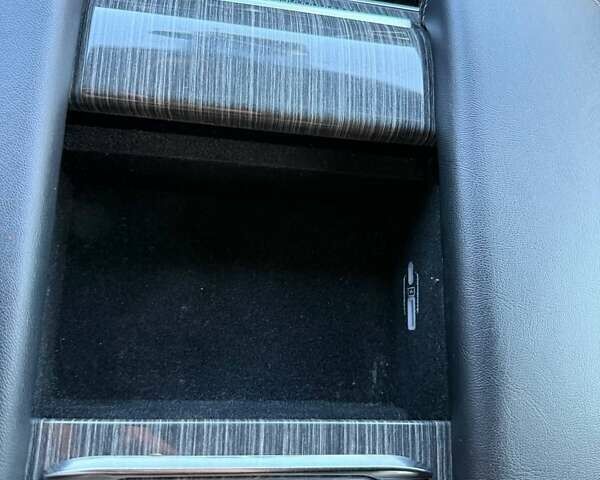 Джип Wagoneer 2022 у Львові на Automoto.ua Червоний Джип Wagoneer, об'ємом двигуна 5.65 л та пробігом 150 тис. км за 54999 $, фото 32 на Automoto.ua