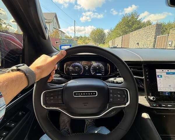 Джип Wagoneer 2022 у Львові на Automoto.ua Червоний Джип Wagoneer, об'ємом двигуна 5.65 л та пробігом 150 тис. км за 54999 $, фото 2 на Automoto.ua