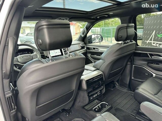Джип Wagoneer, объемом двигателя 3 л и пробегом 31 тыс. км за 63000 $, фото 21 на Automoto.ua