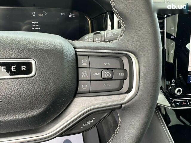 Джип Wagoneer, объемом двигателя 3 л и пробегом 31 тыс. км за 63000 $, фото 15 на Automoto.ua