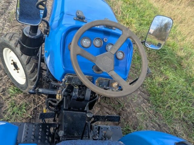 Джинма Другая, объемом двигателя 1.6 л и пробегом 1000 тыс. км за 3950 $, фото 2 на Automoto.ua