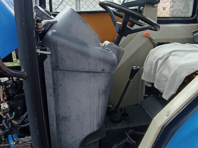 Джинма Другая, объемом двигателя 2.3 л и пробегом 150 тыс. км за 7000 $, фото 2 на Automoto.ua