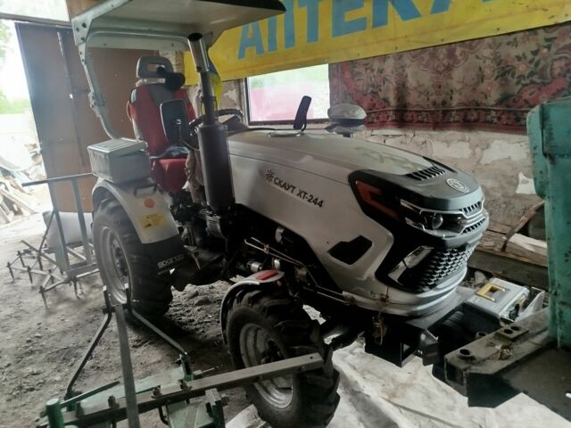 Джинма Другая, объемом двигателя 1.5 л и пробегом 90 тыс. км за 4850 $, фото 1 на Automoto.ua