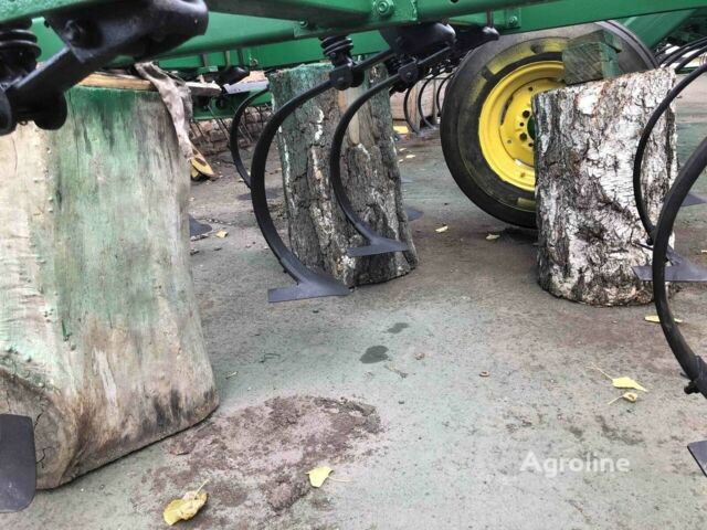 Зеленый Джон Дир 1010, объемом двигателя 0 л и пробегом 0 тыс. км за 7975 $, фото 16 на Automoto.ua