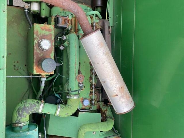 Зелений Джон Дір 1055, об'ємом двигуна 0 л та пробігом 0 тис. км за 33182 $, фото 26 на Automoto.ua