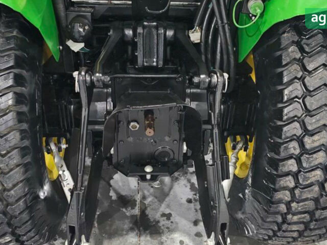 Джон Дир 131 2004 в Звенигородка на Automoto.ua Джон Дир 131, объемом двигателя 6 л и пробегом 0 тыс. км за 14878 $, фото 4 на Automoto.ua