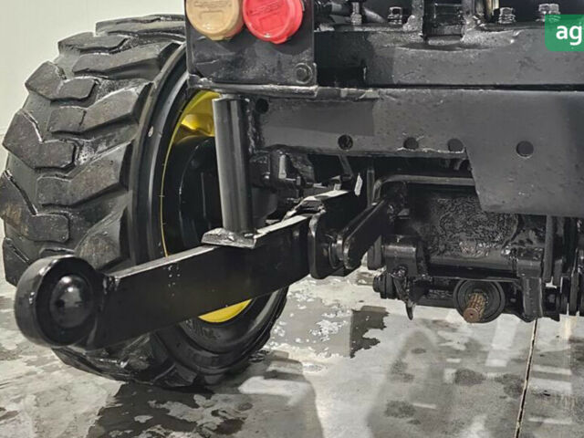 Джон Дир 131 2004 в Звенигородка на Automoto.ua Джон Дир 131, объемом двигателя 6 л и пробегом 0 тыс. км за 14878 $, фото 7 на Automoto.ua