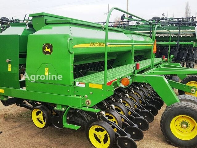 Зелений Джон Дір 1590, об'ємом двигуна 0 л та пробігом 0 тис. км за 69812 $, фото 3 на Automoto.ua