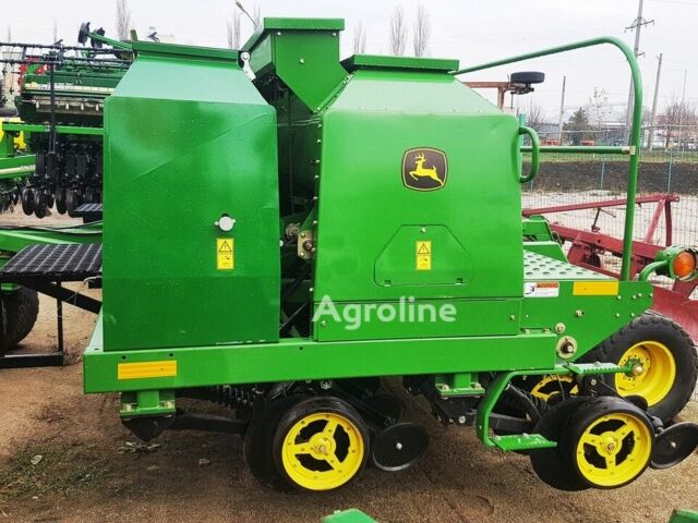 Зелений Джон Дір 1590, об'ємом двигуна 0 л та пробігом 0 тис. км за 69812 $, фото 2 на Automoto.ua