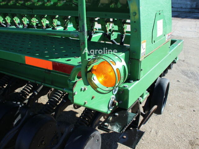 Зелений Джон Дір 1590, об'ємом двигуна 0 л та пробігом 0 тис. км за 35158 $, фото 20 на Automoto.ua