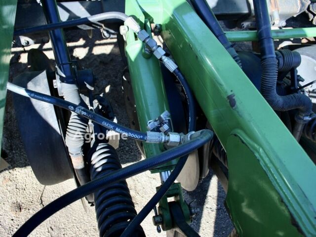 Зелений Джон Дір 1590, об'ємом двигуна 0 л та пробігом 0 тис. км за 35158 $, фото 13 на Automoto.ua