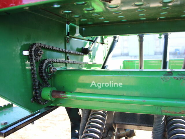 Зелений Джон Дір 1590, об'ємом двигуна 0 л та пробігом 0 тис. км за 35158 $, фото 9 на Automoto.ua