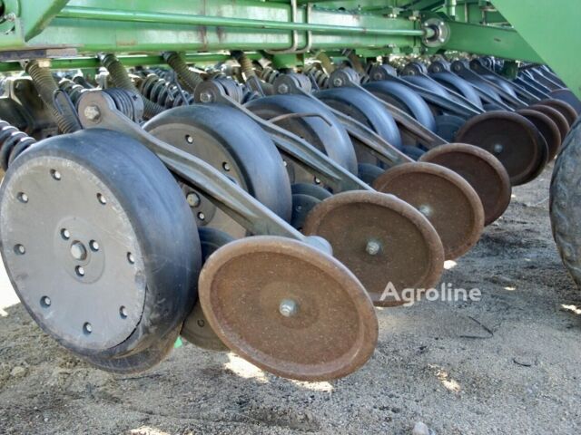 Зелений Джон Дір 1590, об'ємом двигуна 0 л та пробігом 0 тис. км за 35158 $, фото 15 на Automoto.ua