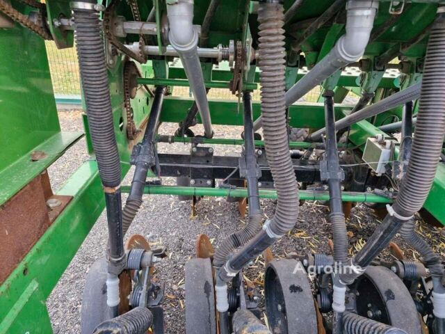 Зелений Джон Дір 1590, об'ємом двигуна 0 л та пробігом 0 тис. км за 52379 $, фото 3 на Automoto.ua