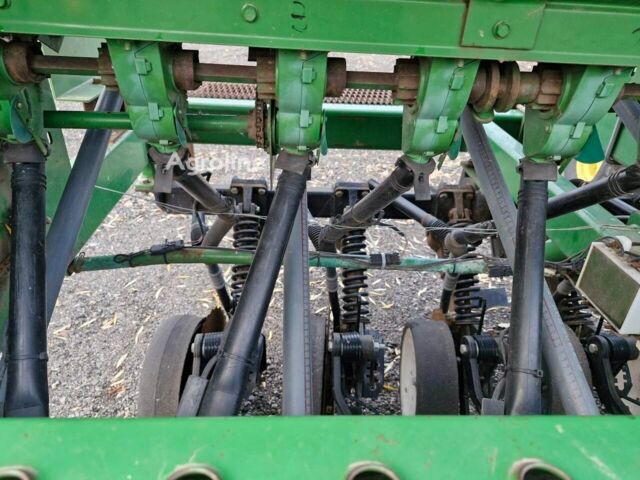 Зелений Джон Дір 1590, об'ємом двигуна 0 л та пробігом 0 тис. км за 52379 $, фото 5 на Automoto.ua