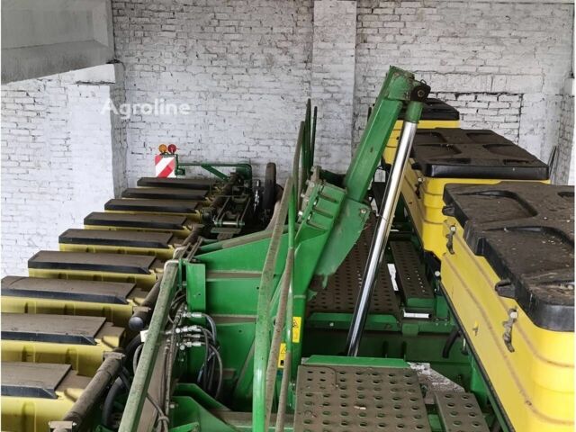 Джон Дір 1745, об'ємом двигуна 0 л та пробігом 0 тис. км за 61185 $, фото 2 на Automoto.ua