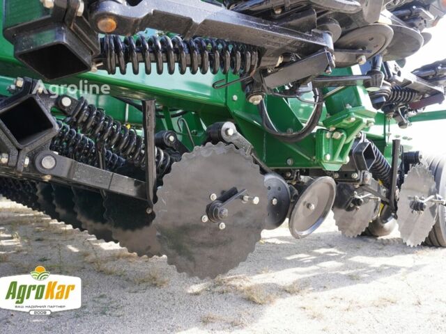 Зеленый Джон Дир 1890, объемом двигателя 0 л и пробегом 0 тыс. км за 174853 $, фото 17 на Automoto.ua