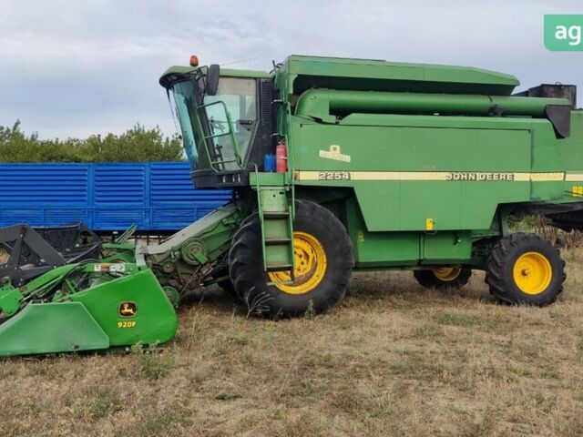 Джон Дір 2254 2000 у Кропивницькому (Кіровограді) на Automoto.ua Джон Дір 2254, об'ємом двигуна 0 л та пробігом 0 тис. км за 45000 $, фото 3 на Automoto.ua