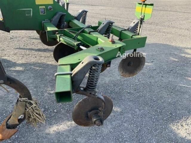 Зелений Джон Дір 2700, об'ємом двигуна 0 л та пробігом 0 тис. км за 27865 $, фото 8 на Automoto.ua