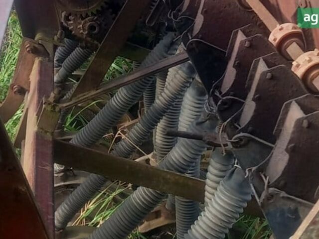 Джон Дир 330, объемом двигателя 0 л и пробегом 0 тыс. км за 6400 $, фото 10 на Automoto.ua