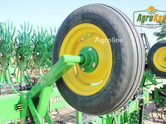 Зеленый Джон Дир 400, объемом двигателя 0 л и пробегом 0 тыс. км за 485508 $, фото 3 на Automoto.ua