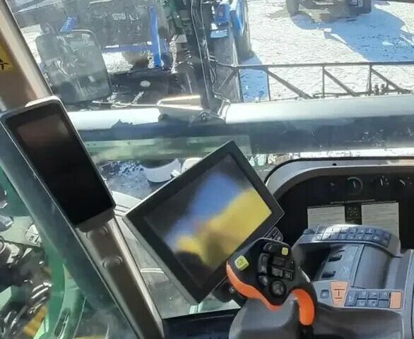 Зеленый Джон Дир 4040, объемом двигателя 0 л и пробегом 0 тыс. км за 11620487 $, фото 3 на Automoto.ua