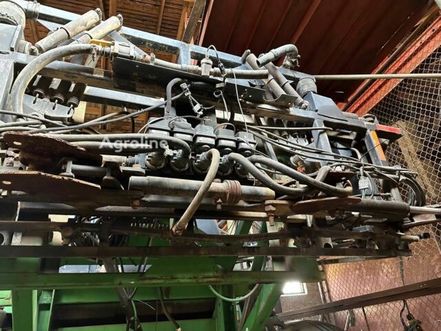 Зеленый Джон Дир 4710, объемом двигателя 0 л и пробегом 0 тыс. км за 20930 $, фото 5 на Automoto.ua