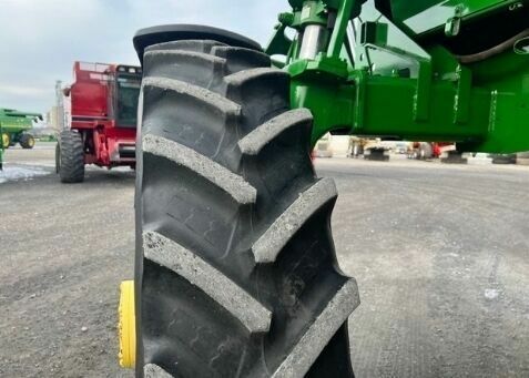 Зеленый Джон Дир 4730, объемом двигателя 0 л и пробегом 0 тыс. км за 197670 $, фото 20 на Automoto.ua