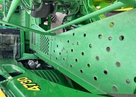 Зеленый Джон Дир 4730, объемом двигателя 0 л и пробегом 0 тыс. км за 197670 $, фото 44 на Automoto.ua