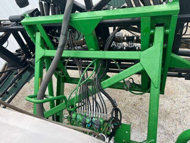 Зеленый Джон Дир 4830, объемом двигателя 0 л и пробегом 0 тыс. км за 191856 $, фото 37 на Automoto.ua