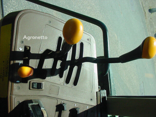 Джон Дір 6110, об'ємом двигуна 0 л та пробігом 0 тис. км за 20092 $, фото 3 на Automoto.ua