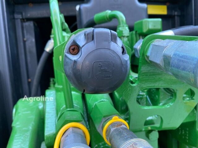 Зеленый Джон Дир 6110, объемом двигателя 0 л и пробегом 0 тыс. км за 43017 $, фото 10 на Automoto.ua