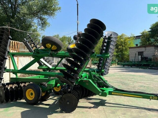 Джон Дір 630 2006 у Дніпро (Дніпропетровську) на Automoto.ua Джон Дір 630, об'ємом двигуна 0 л та пробігом 0 тис. км за 26000 $, фото 15 на Automoto.ua