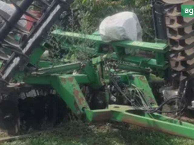 Джон Дир 630, объемом двигателя 0 л и пробегом 0 тыс. км за 9000 $, фото 1 на Automoto.ua