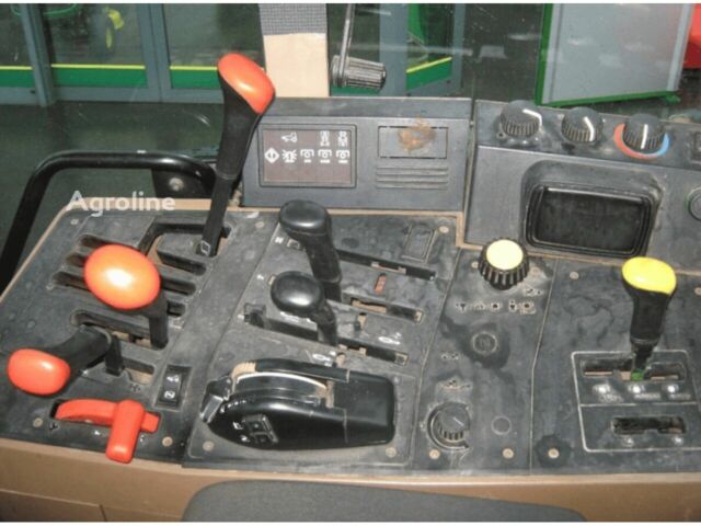 Зеленый Джон Дир 6300, объемом двигателя 0 л и пробегом 0 тыс. км за 19490 $, фото 5 на Automoto.ua