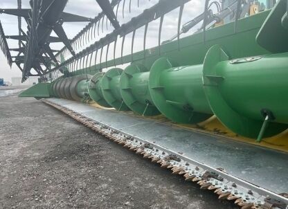 Зеленый Джон Дир 630F HydraFlex, объемом двигателя 0 л и пробегом 0 тыс. км за 19780 $, фото 12 на Automoto.ua