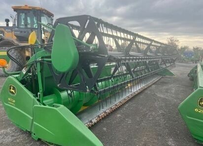 Зеленый Джон Дир 630F HydraFlex, объемом двигателя 0 л и пробегом 0 тыс. км за 19780 $, фото 3 на Automoto.ua