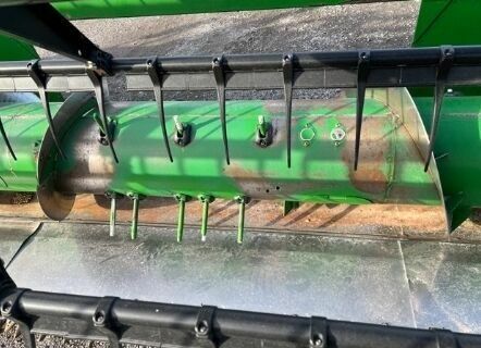 Зеленый Джон Дир 630F HydraFlex, объемом двигателя 0 л и пробегом 0 тыс. км за 25597 $, фото 12 на Automoto.ua