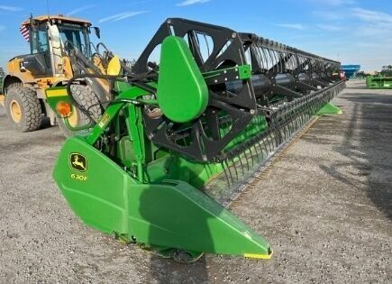 Зеленый Джон Дир 630F HydraFlex, объемом двигателя 0 л и пробегом 0 тыс. км за 25597 $, фото 18 на Automoto.ua